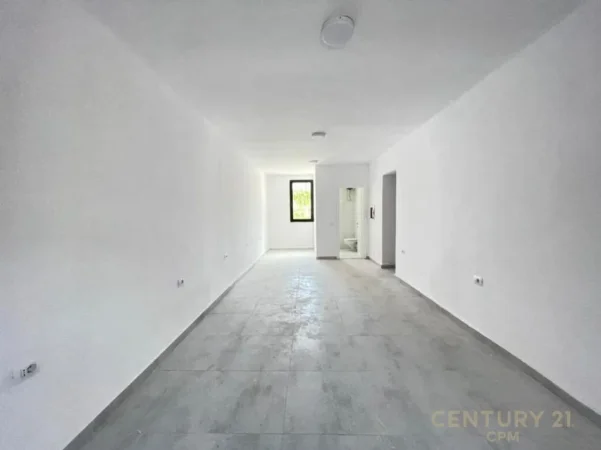 Tirane, shes ambjent biznesi Kati 0, 69 m² 320.000 € (Stadiumi Dinamo)