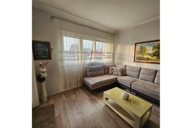 Tirane, jap me qera apartament , 65 m² 551 € 