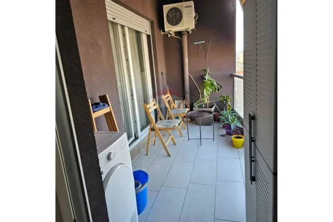 Tirane, jap me qera apartament , 65 m² 551 € 
