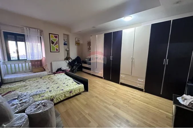 Tirane, jepet me qera apartament , 153 m² 1.500 € 