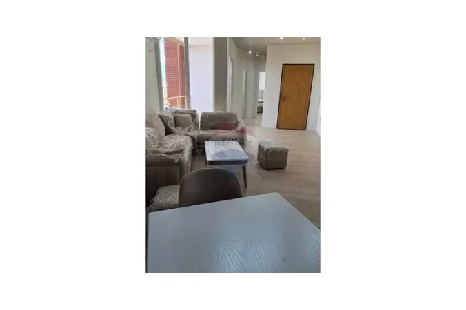 Tirane, jepet me qera apartament , 78 m² 570 € 