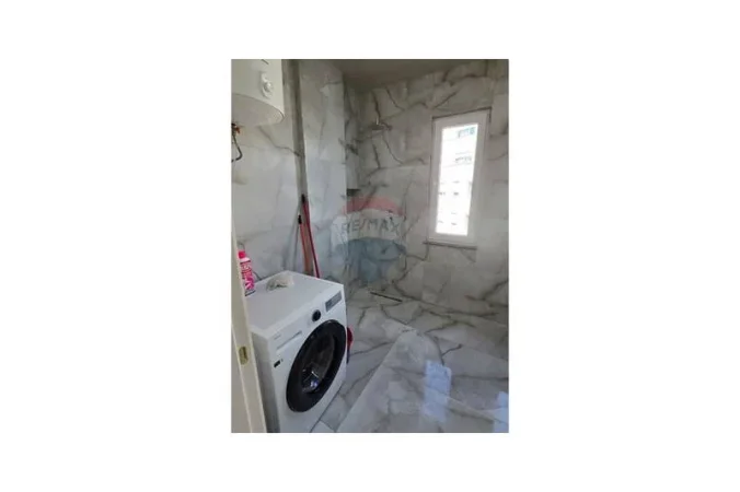 Tirane, jepet me qera apartament , 78 m² 570 € 