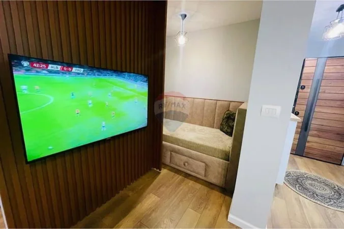 Tirane, jepet me qera apartament , 52 m² 676 € 