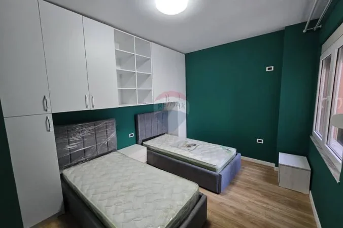 Tirane, jepet me qera apartament , 118 m² 729 € 