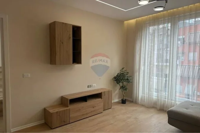 Tirane, jepet me qera apartament , 68 m² 701 € 