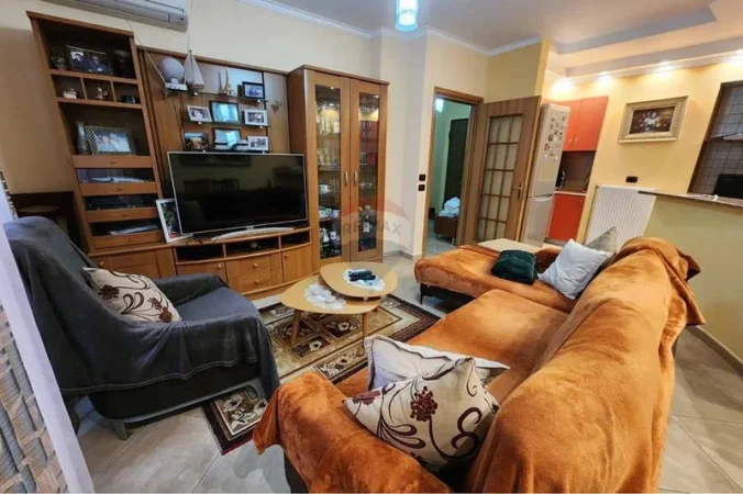 Tirane, jepet me qera apartament , 120 m² 1.250 € (Rruga e Bogdaneve - Rruga Mihal Duri, Tiranë)