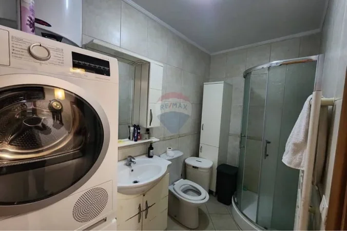 Tirane, jepet me qera apartament , 120 m² 1.250 € (Rruga e Bogdaneve - Rruga Mihal Duri, Tiranë)