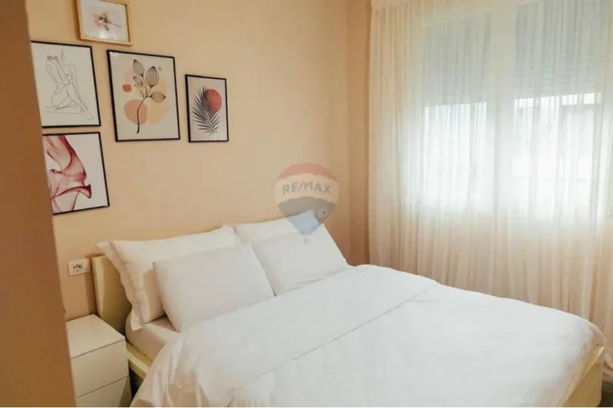 Tirane, jepet me qera apartament , 57 m² 600 € (Garda)