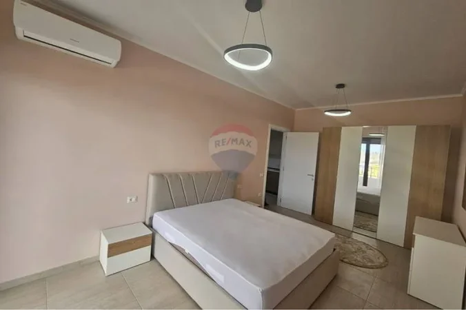 Tirane, jepet me qera apartament , 93 m² 800 € 