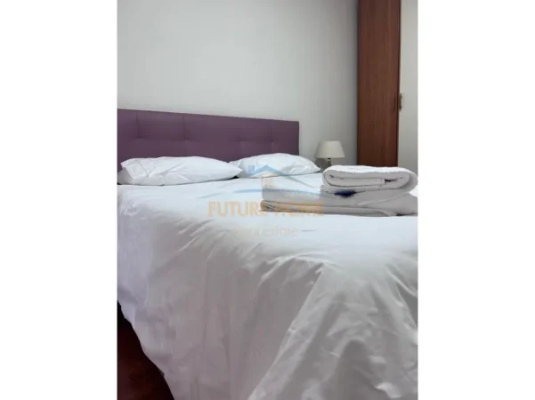 Tirane, shes apartament 2+1 Kati 10, 197 m² 600.000 € (bllok)