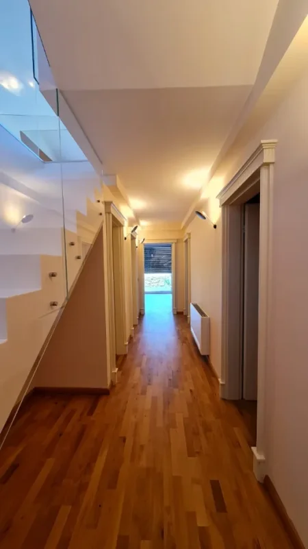 🏡 Vilë Luksoze për Shitje – Rolling Hills 1 | Pranë Tirana East Gate (TEG)