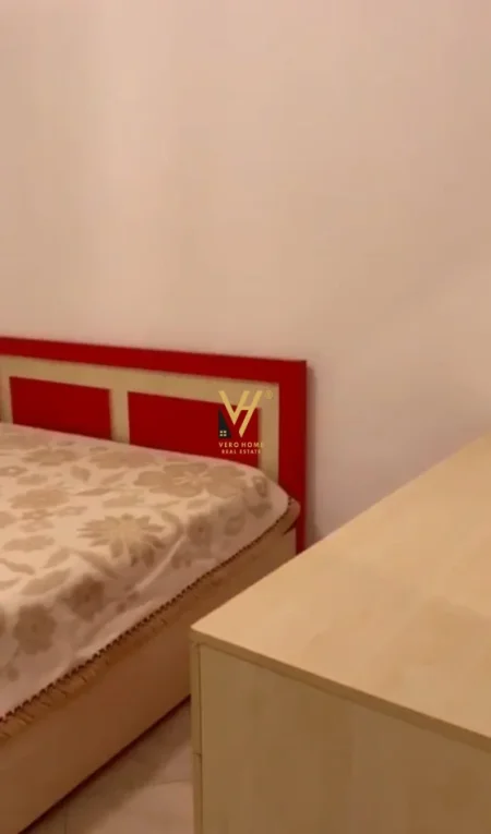 Tirane, jepet me qera apartament 1+1+Ballkon Kati 1, 66 m² 420 € (KOPSHTI ZOOLOGJIK)