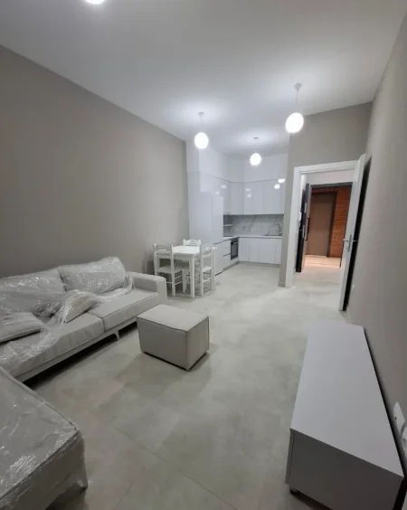 Tirane, jepet me qera apartament 1+1 Kati 6, 60 m² 600 € (Residenca Henke)