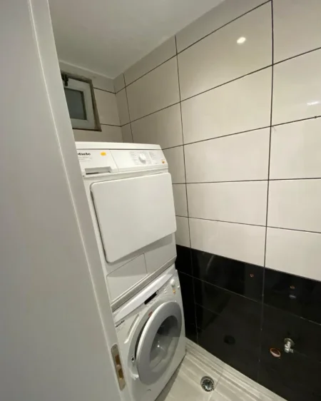 Tirane, jepet me qera apartament 1+1+Ballkon Kati 1, 70 m² 850 € (RRUGA E ELBASANIT)