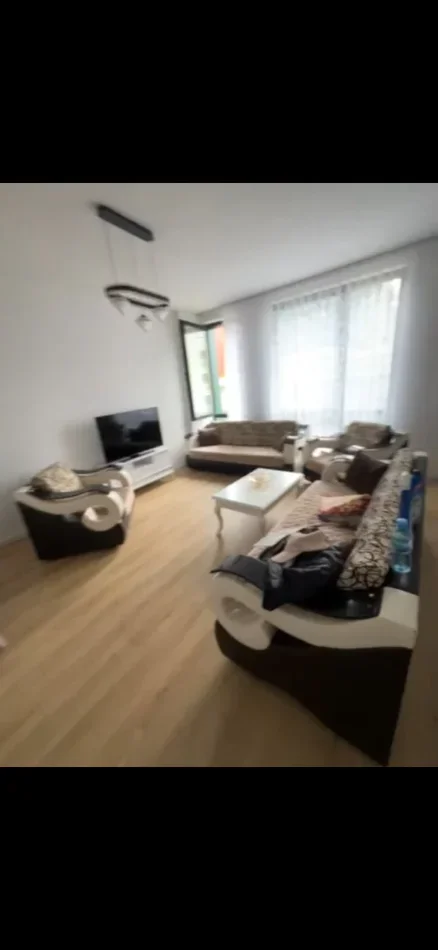 Tirane, jepet me qera apartament 2+1 Kati 1, 110 m² 700 € (BULEVARDI I RI)