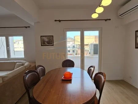 Durres, shitet apartament 2+1 Kati 3, 115 m² 180.000 € 