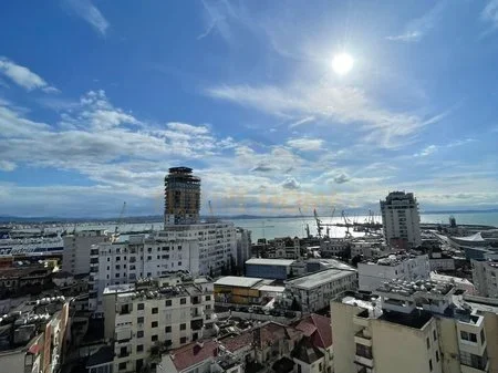 Durres, shitet apartament 3+1+Ballkon Kati 10, 145 m² 362.500 € 