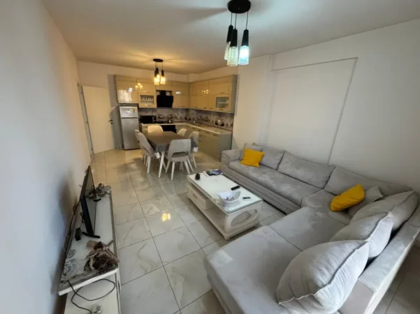 Tirane, jepet me qera apartament 2+1 Kati 2, 