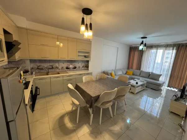 Tirane, jepet me qera apartament 2+1 Kati 2, 