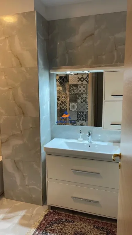 Tirane, shitet apartament 2+1+Ballkon Kati 6, 105 m² 225.000 € 