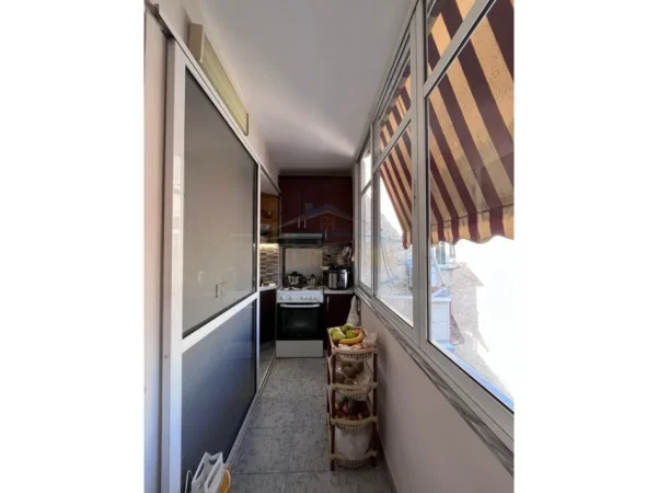 Tirane, shitet apartament 2+1 , 76 m² 166.000 € (PAZARI I RI)
