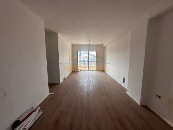 shitet apartament 2+1+Ballkon Kati 7, 131 m² 223.500 € (LAPRAKE)