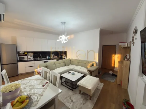 Tirane, shitet 1+1 , 68 m² 115.000 € (Fresk)