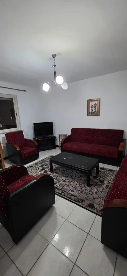 Tirane, shitet apartament 1+1 Kati 4, 52 m² 110.000 € (Brryli)
