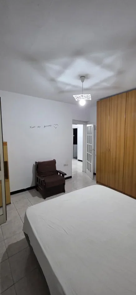 Tirane, shitet apartament 1+1 Kati 4, 52 m² 110.000 € (Brryli)