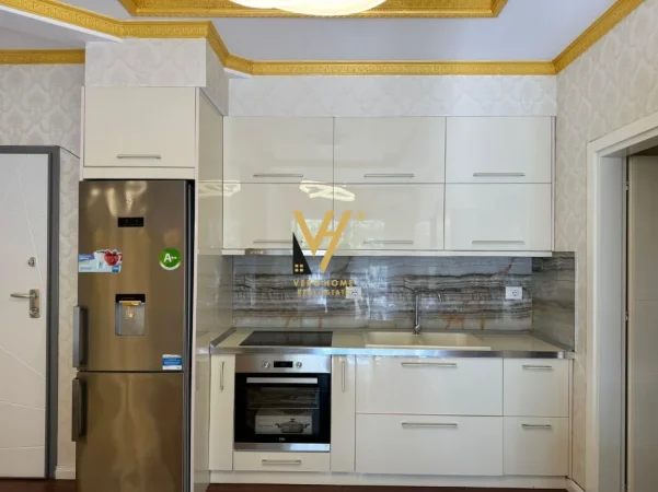 Tirane, jepet me qera apartament 2+1+Ballkon Kati 0, 140 m² 800 € (LIQENI I THATE)