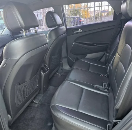 Fier, shes makine Hyundai Tucson Nafte, gri e erret automatik Klima 190.000 km 12.300 €