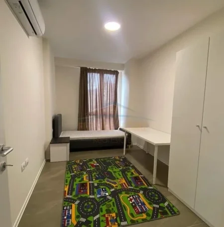 Tirane, jepet me qera apartament 3+1 , 115 m² 750 € (Fusha e Aviacionit)