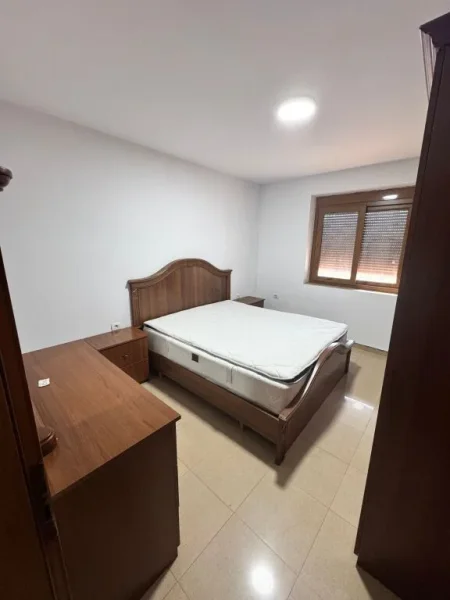 Tirane, jepet me qera apartament 2+1+Ballkon Kati 2, 80 m² 650 € (Kryqezimi i Vasil Shanto)