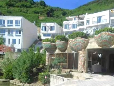 Tirane, shitet apartament duplex Dublex Kati 0, 204 m² 330.000 € (Rruga Kodra e Diellit)