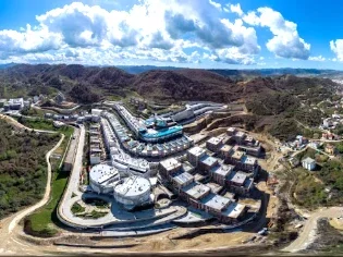 Tirane, shitet apartament duplex Dublex Kati 0, 213 m² 360.000 € (Rruga Kodra e Diellit)