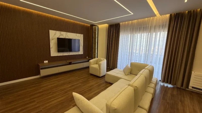 Tirane, jepet me qera apartament 2+1 Kati 1, 124 m² 1.000 € (Kodra e Diellit)