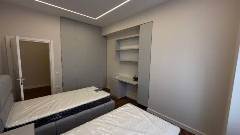 Tirane, jepet me qera apartament 2+1 Kati 1, 124 m² 1.000 € (Kodra e Diellit)
