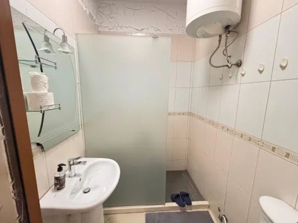 Tirane, jepet me qera apartament 1+1 Kati 4, 72 m² 730 € (Rruga Selite e Vjeter)