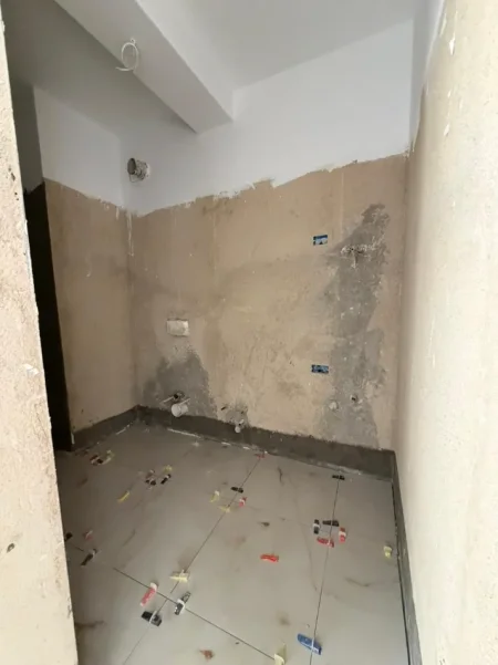 Tirane, shitet apartament 2+1 Kati 1, 85 m² 158.700 € (Tregu Elektrik)