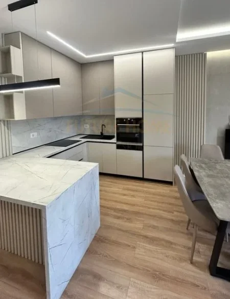 Qera, Apartamet 2+1+Post Parkim , Rezidenca "Secret Garden" , TEG