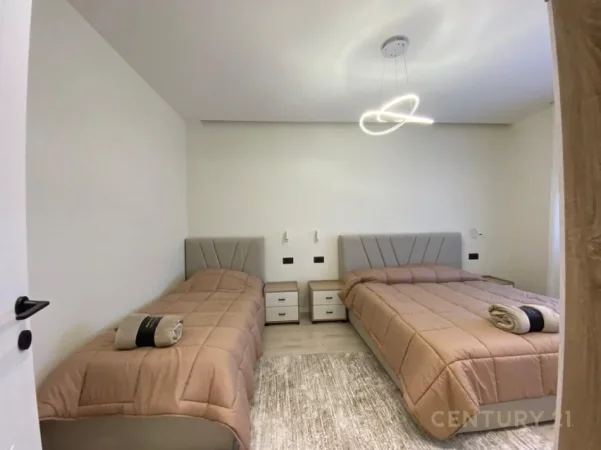 Tirane, jepet me qera apartament 1+1 , 50 m² 883 € (Liceu Artistik)