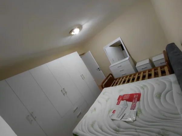 Tirane, jepet me qera apartament 1+1+Ballkon Kati 3, 54 m² 500 € 