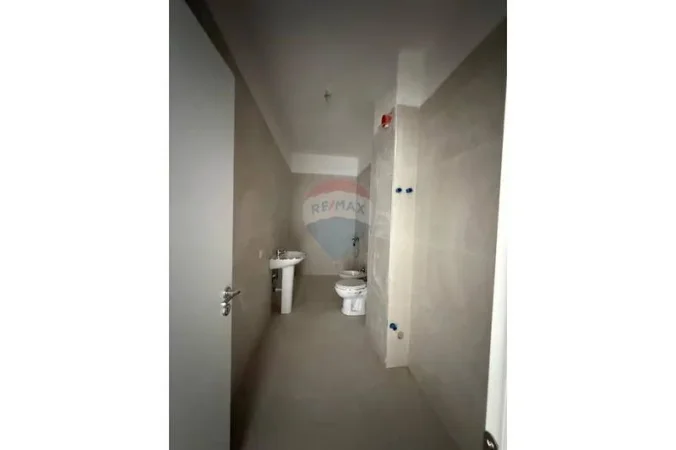 Tirane, shitet apartament , 102 m² 154.000 € 