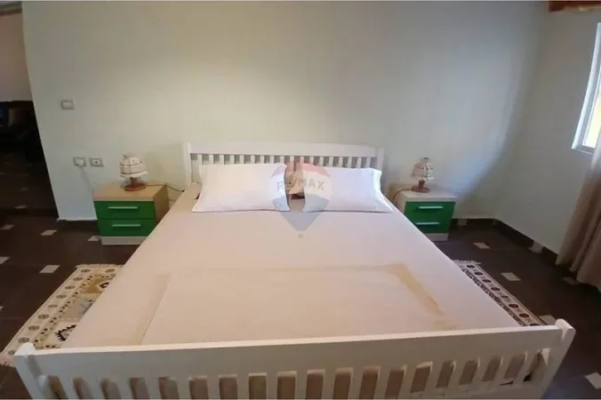 Tirane, jepet me qera apartament , 120 m² 700 € 