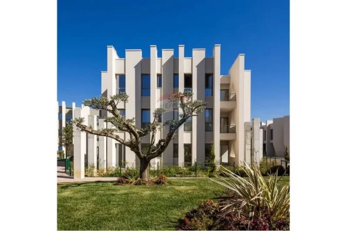 Tirane, jepet me qera Vile , 402 m² 2.500 € 