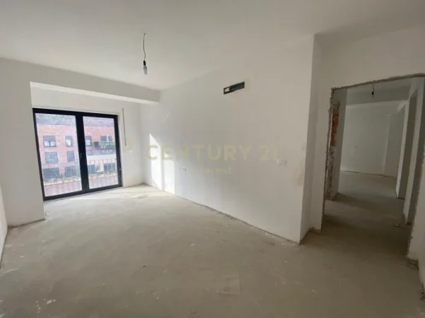 Tirane, shitet apartament Kati 2, 260.000 € 