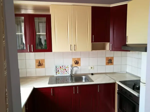 Tirane, jepet me qera apartament+verande | Penthouse 2+1+Aneks+Ballkon Kati 5, 120 m² 350 € (Shefqet Kuka)