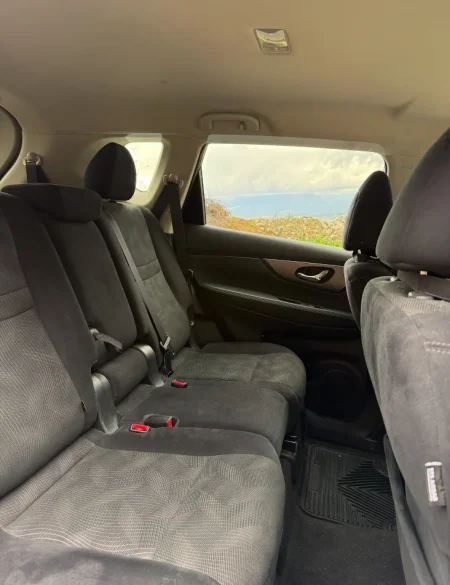 Tirane, shitet makine Nissan Rogue 2015 4x4 Benzin+Gaz, e zeze automatik Klima 170 km 9.800 €