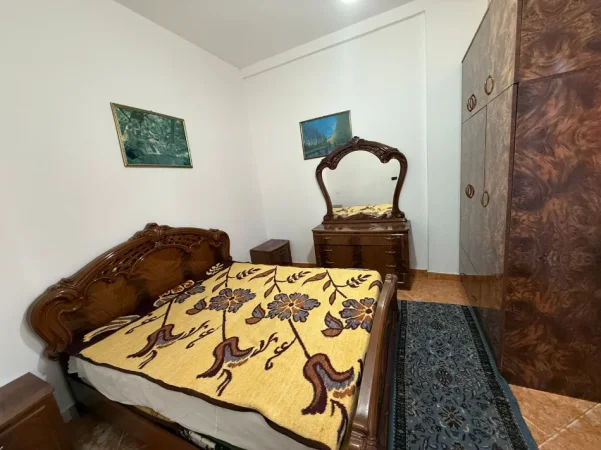 Shqiperi, jap me qera 1+1 , 