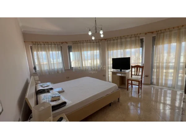 Tirane, jepet me qera apartament 2+1 , 111 m² 850 € (Rruga Dritan Hoxha)